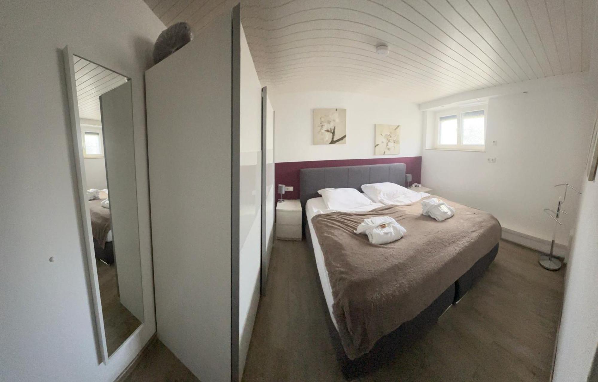 Ferienwohnung Schlossblick - 4 Sterne Sauna Pool Whirlpool Exklusiv Braunfels Dış mekan fotoğraf