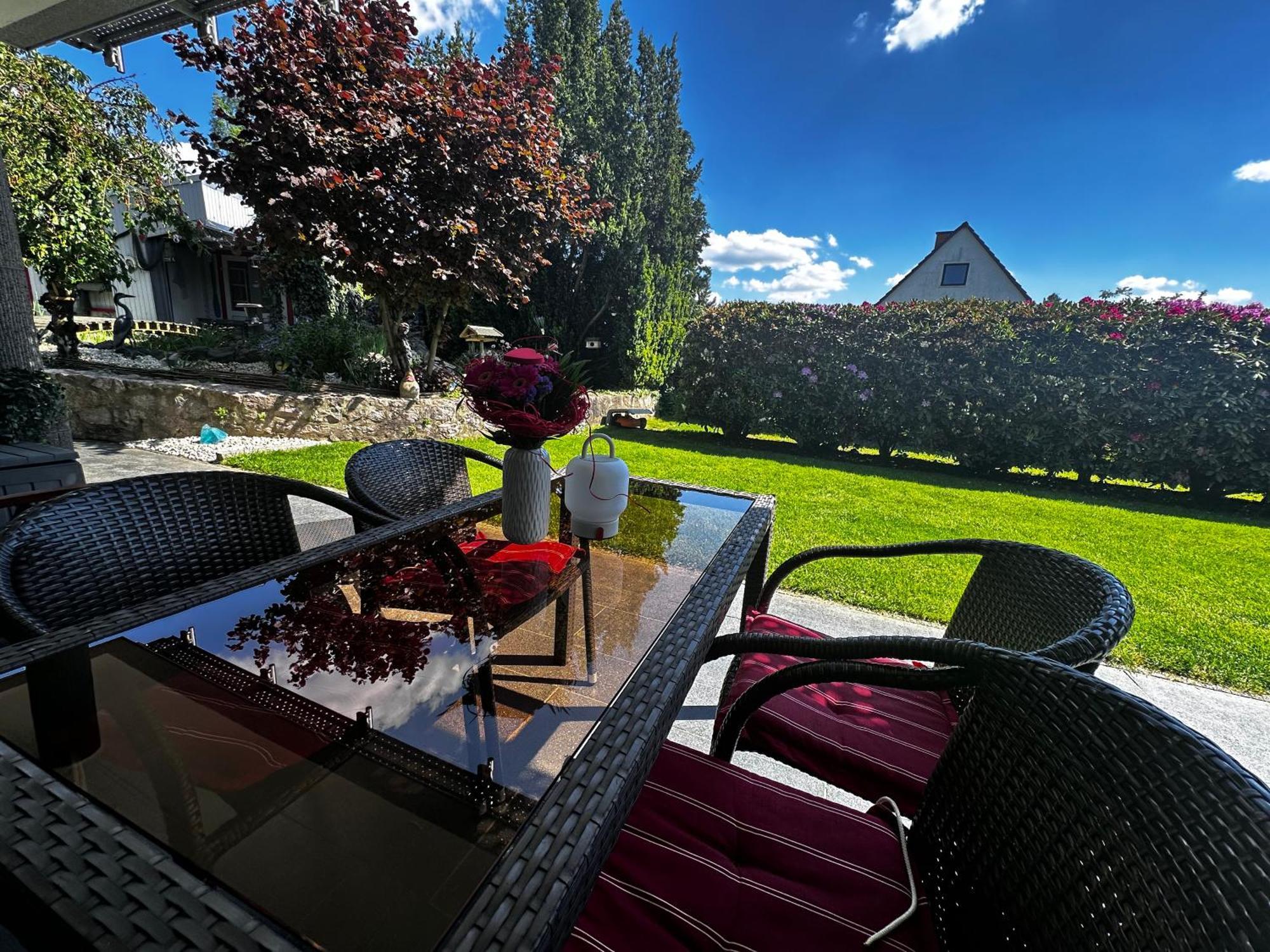 Ferienwohnung Schlossblick - 4 Sterne Sauna Pool Whirlpool Exklusiv Braunfels Dış mekan fotoğraf
